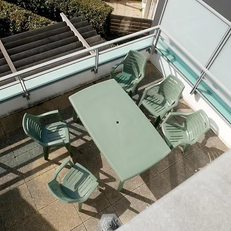 Familial Avec Terrasse, Piscine Et Parking - Fr-1-639-16 Apartment